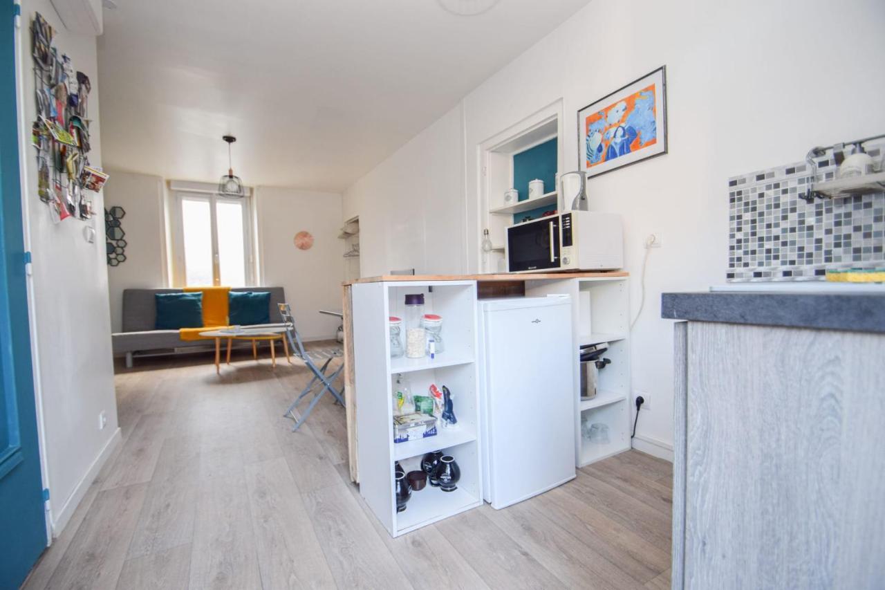 Grand Studio Au Coeur De Dinard A 1Min Du Marche Et 6Min Plage De L'Ecluse Apartment Exterior photo